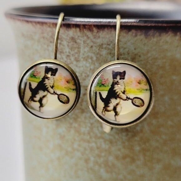 Vintage-style Playful Cat earrings Glass Cabochon Jacket Copper Alloy earrings - Picture 1 of 8